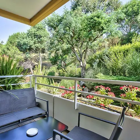 Beau T2 Refait A Neuf Avec Piscine * Mandelieu